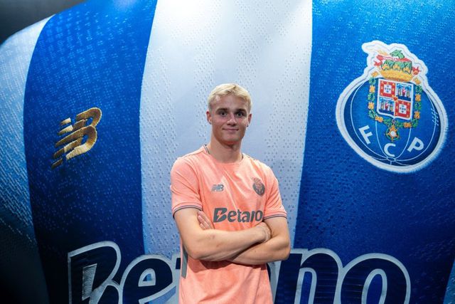 Victor Froholdt despediu-se do antigo clube com uma publicação emotiva nas redes sociais (Foto: FC Porto)