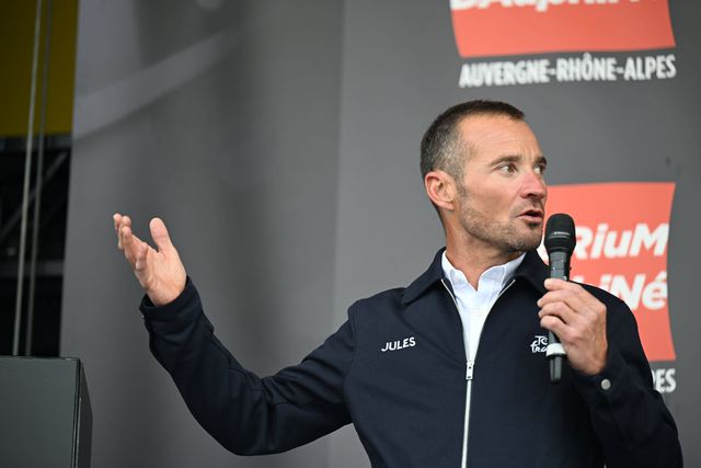 Murro na mesa contra suspeitas de doping no Tour: «Pogacar é um fenómeno»