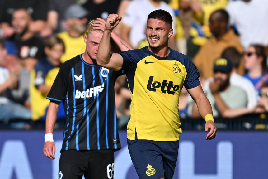 Franjo Ivanovic festeja golo marcado ao Club Brugge na Supertaça da Bélgica esta época