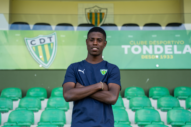 Jovem 'cafetero' é a mais recente opção de ataque para o plantel orientado por Ivo Vieira (Foto: Tondela)