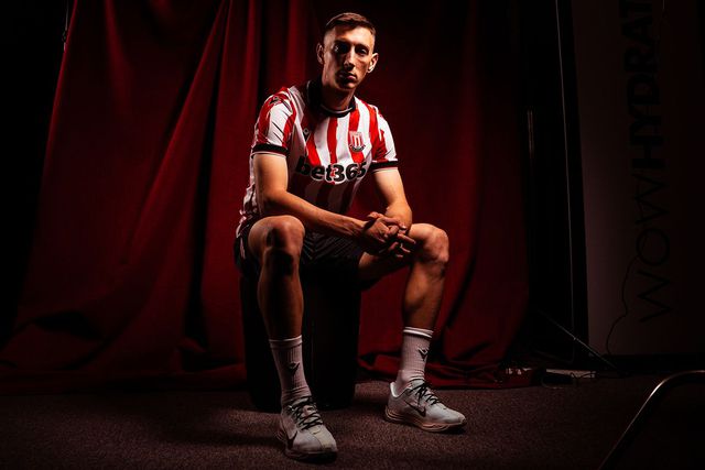 Robert Bozenik tem novo clube. Foto Stoke City
