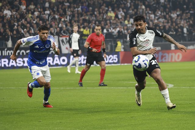 Fase do jogo entre Corinthians e Cruzeiro