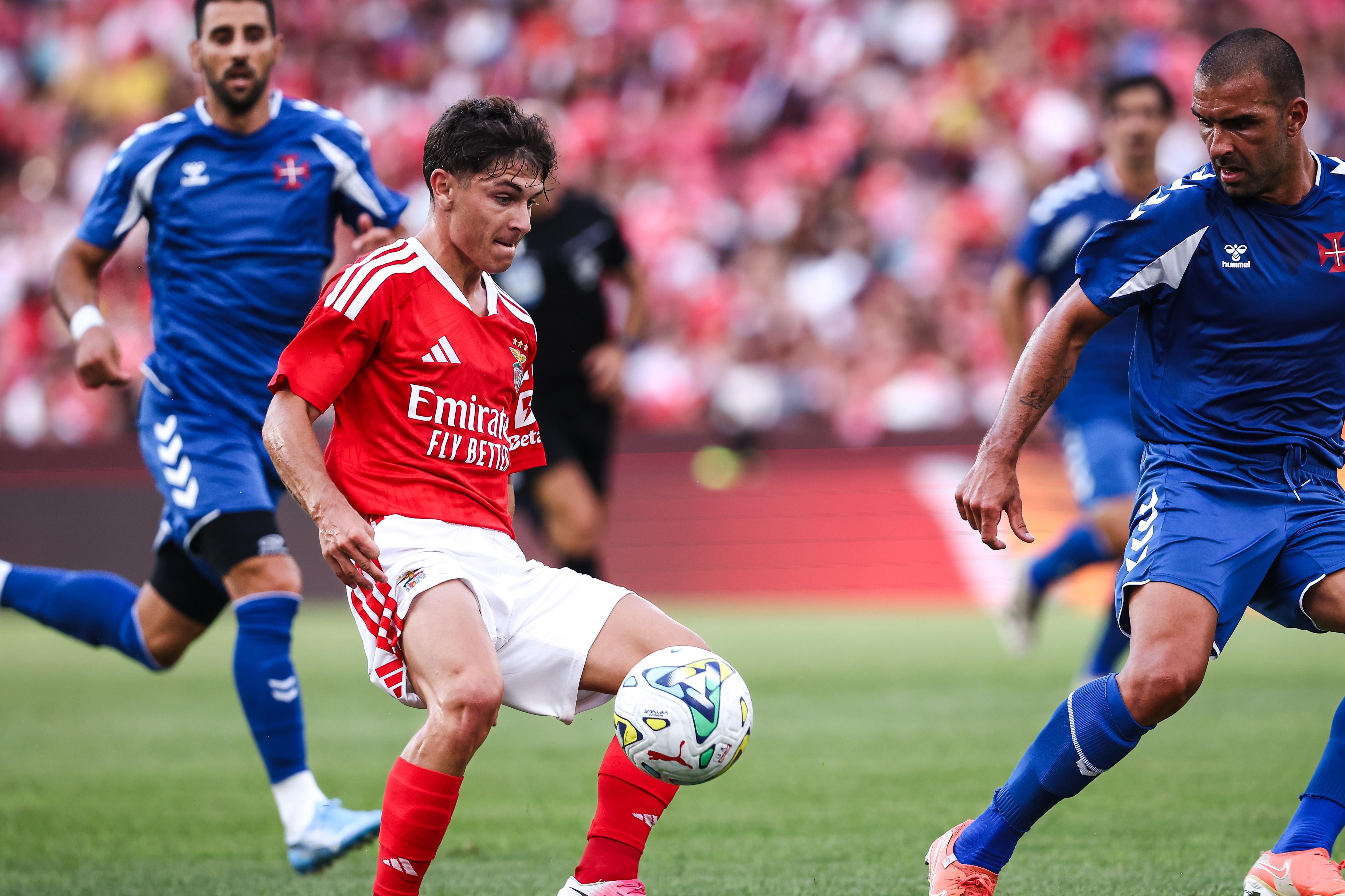 Gonçalo Moreira durante o Benfica-Belenenses, na pré-época - Foto: LUSA