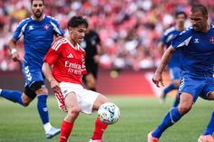 Gonçalo Moreira durante o Benfica-Belenenses, na pré-época - Foto: LUSA