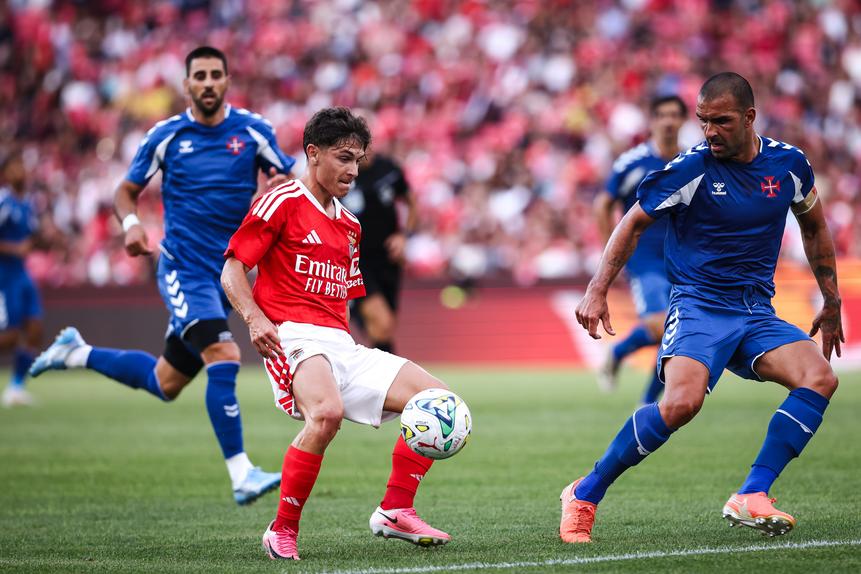 Gonçalo Moreira durante o Benfica-Belenenses, na pré-época - Foto: LUSA