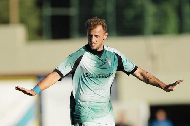 Nodar Lominadze esteve uma época no clube da Linha - Foto: Estoril SAD