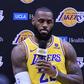 LeBron James admite que esteve perto da reforma antes de assinar novo contrato