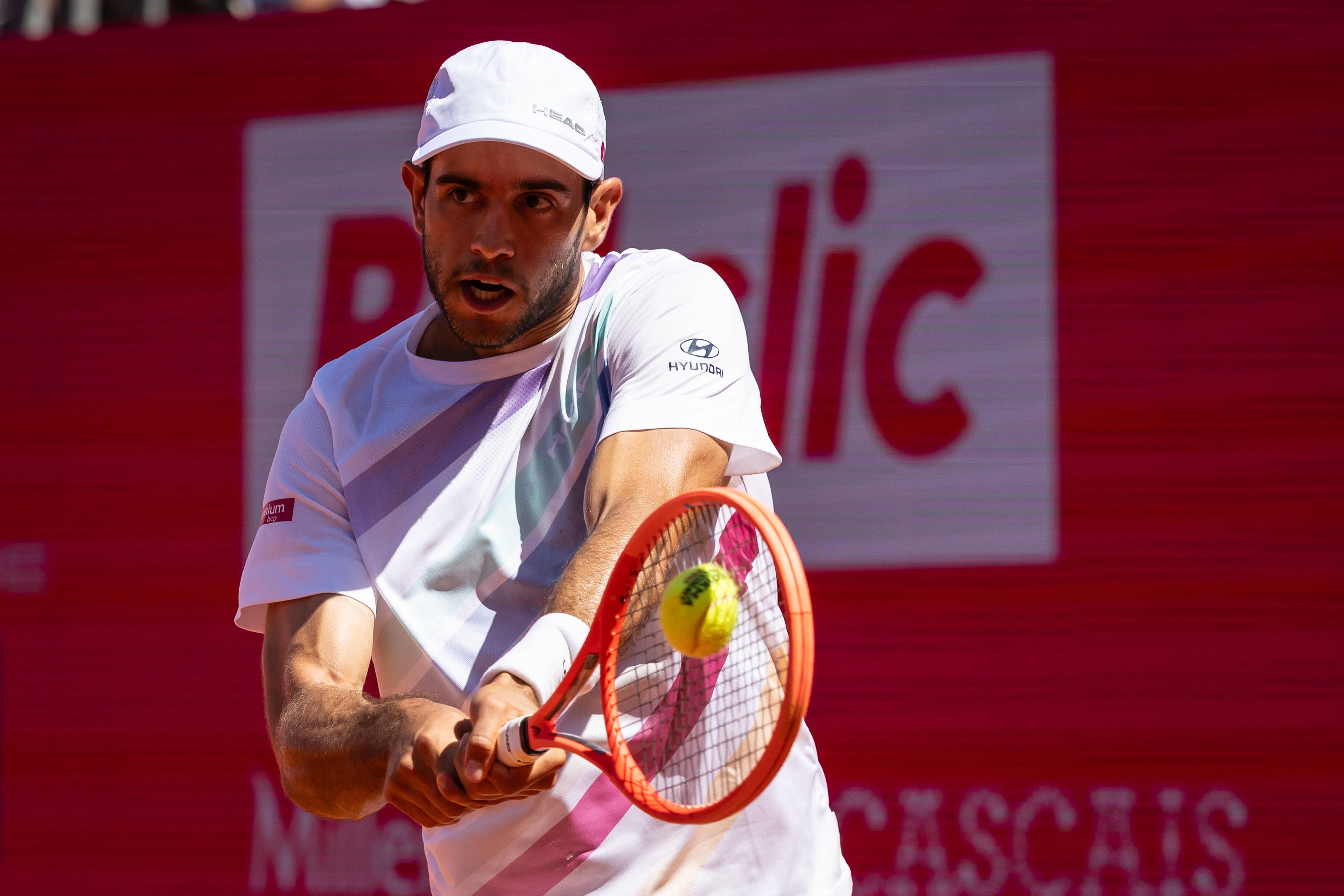 Nuno Borges foi eliminado nos oitavos de final de singulares no Estoril Open