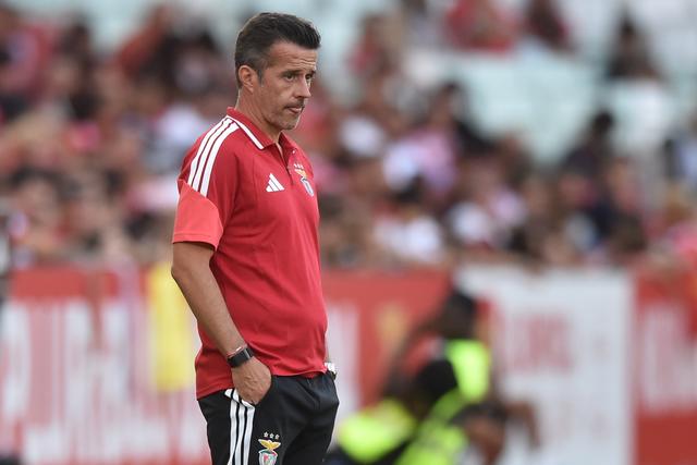 Marco Silva, treinador do Benfica, no Benfica-Belenenses - Foto: Miguel Nunes