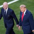 Gianni Infantino com o presidente dos EUA, Donald Trump, na final do Mundial 2026