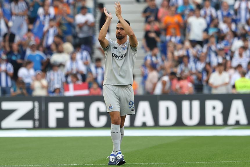 99 - Diogo Costa (guarda-redes)