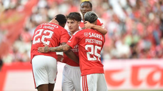Gonçalo Moreira com Prestianni e Durán no Benfica-Belenenses - Foto: Miguel Nunes