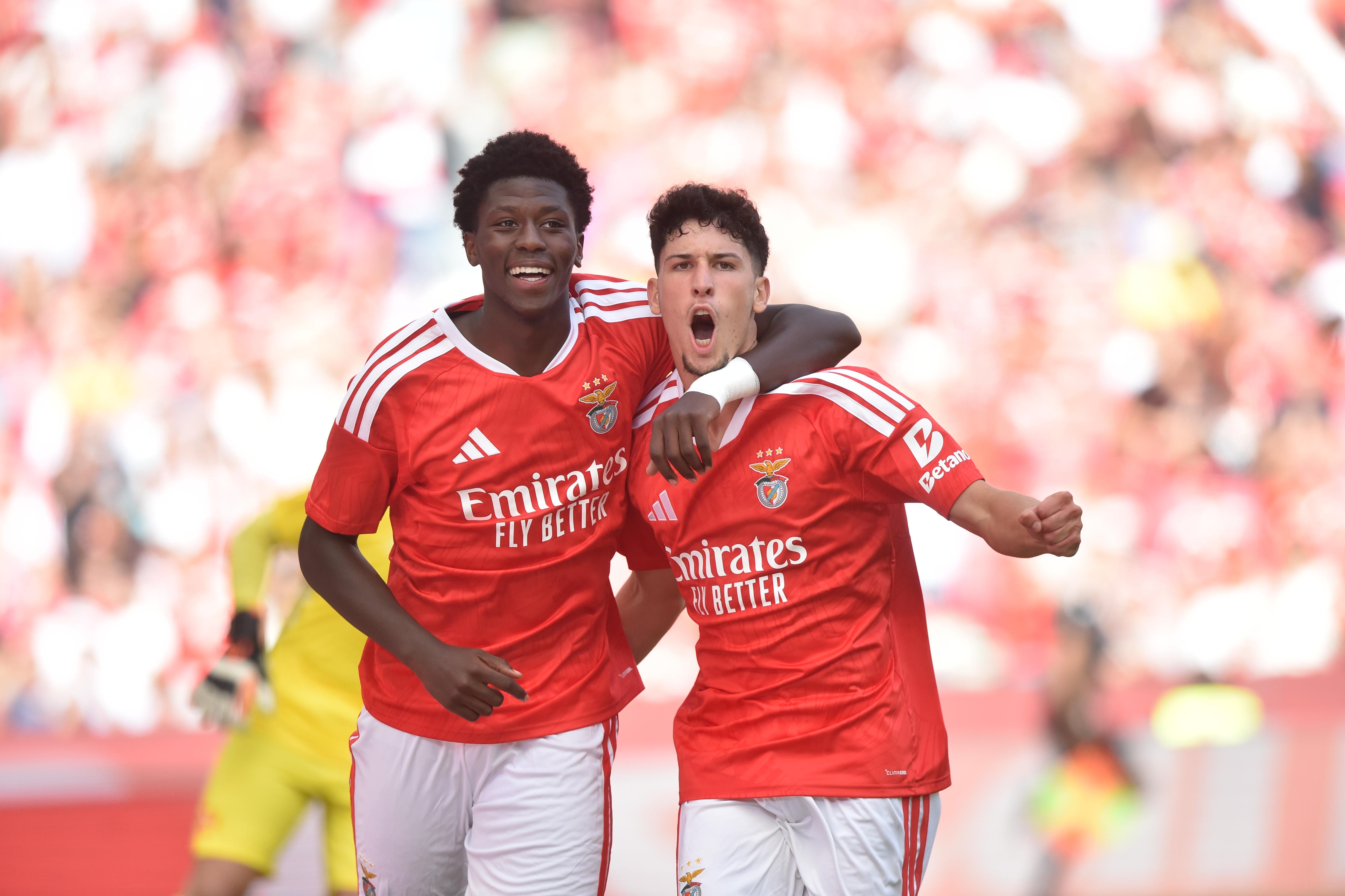 Anísio Cabral marcou o primeiro do Benfica ao Belenenses com assistência de José Neto - Foto: Miguel Nunes