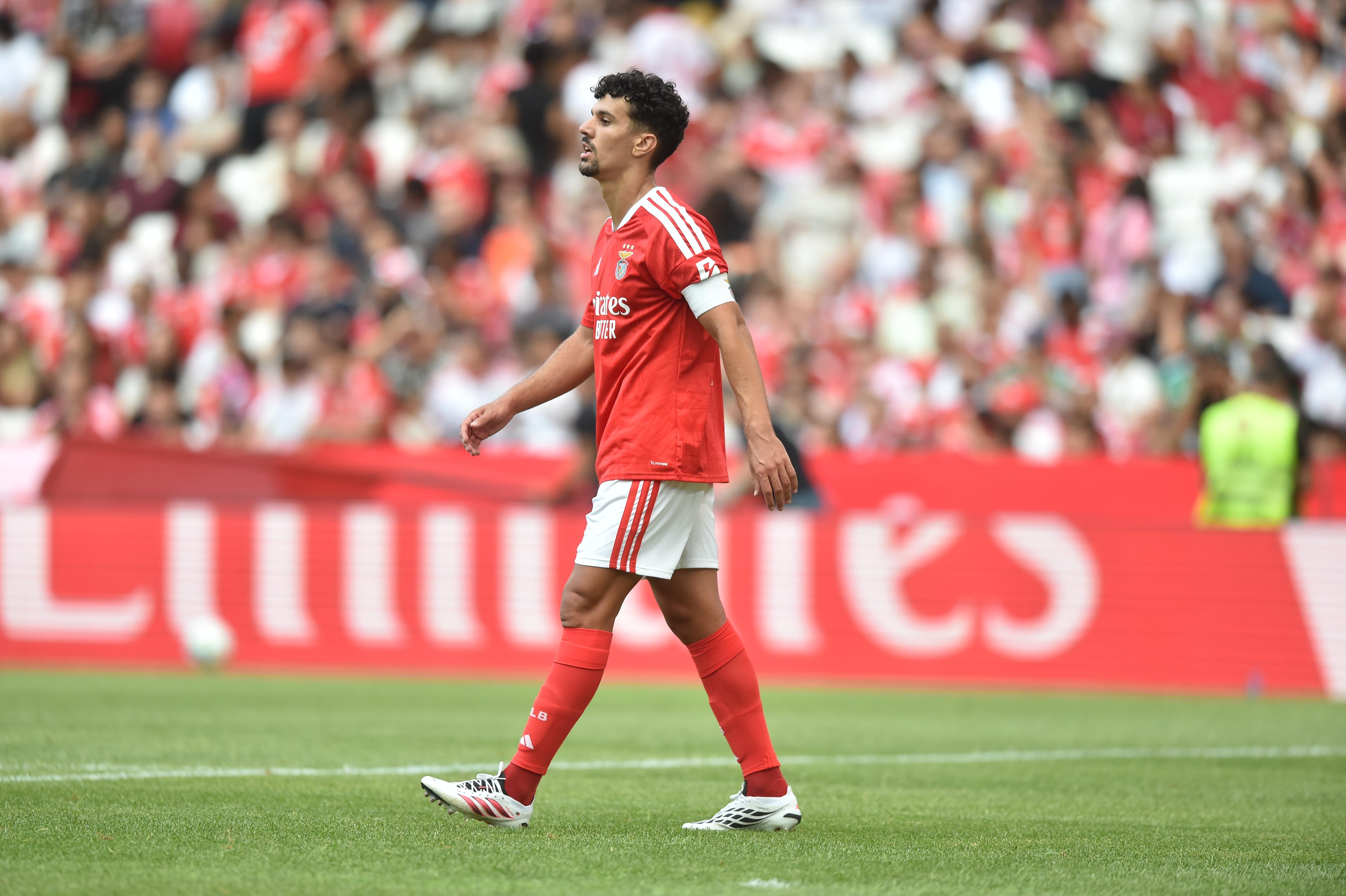 Tomás Araújo com a braçadeira de capitão no Benfica-Belenenses - Foto: Miguel Nunes