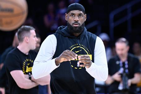 LeBron vai conhecer a sua quarta equipa em 24 temporadas na NBA     Fotografia Imago