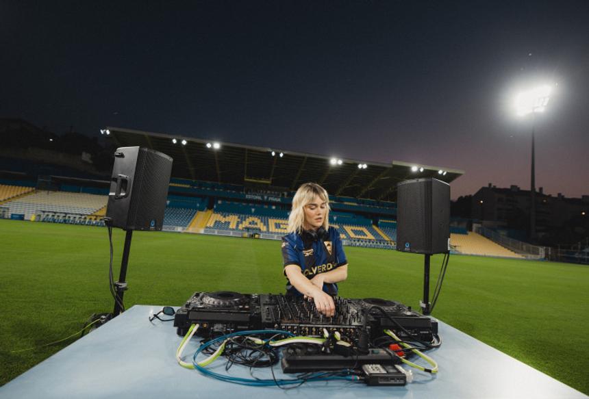 Terceiro equipamento do Estoril foi apresentado com um dj set na Amoreira - Foto: Estoril