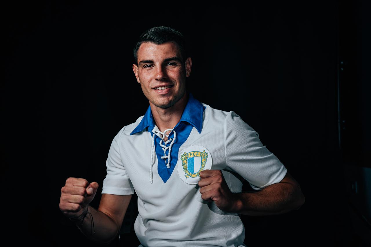 Georgios Koutsias (Famalicão): o avançado grego de 22 anos carrega o peso de ser o reforço mais caro de sempre do clube (€2,5M). Até ao momento, tem correspondido com competência no último terço, tendo marcado ao Como