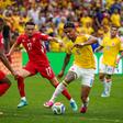 Richard Ríos em ação no jogo entre Colômbia e Suíça nos oitavos de final do Mundial — Foto: IMAGO