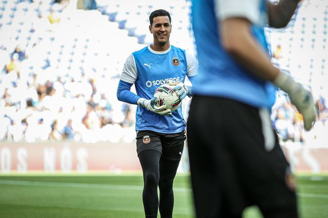 Jhonatan: «Jogar aqui já não é fácil, ainda por cima com um a menos...»