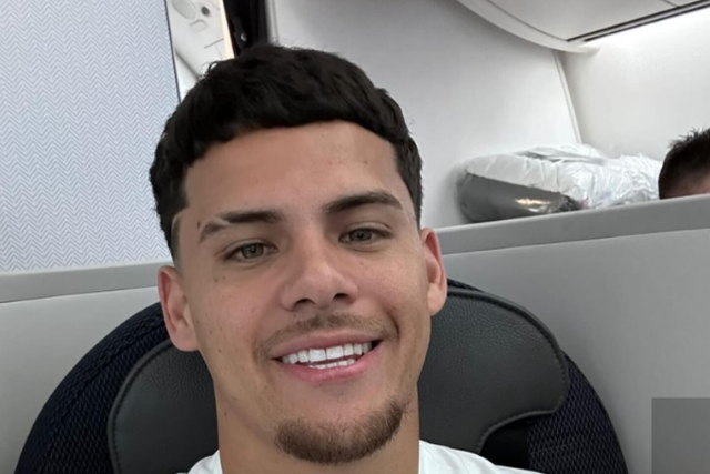 Sporting: Maxi Araújo já a caminho de Lisboa (foto)