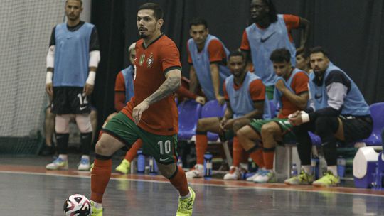 Portugal sofre primeira derrota na preparação para o Mundial