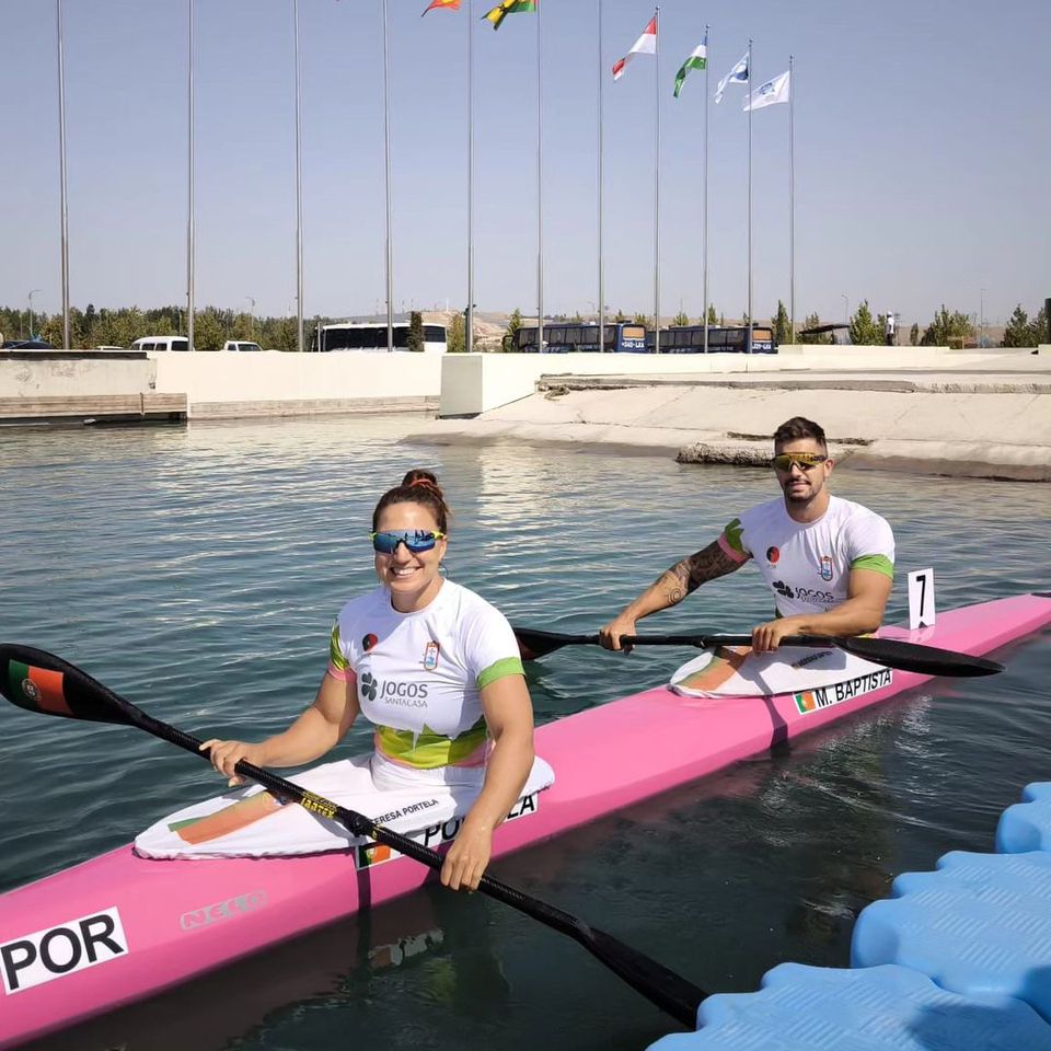 Teresa Portela e Messias Baptista são campeões do mundo em K2 500m misto