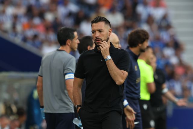 Farioli e as lesões: «Quando a manta começa a ficar curta...»