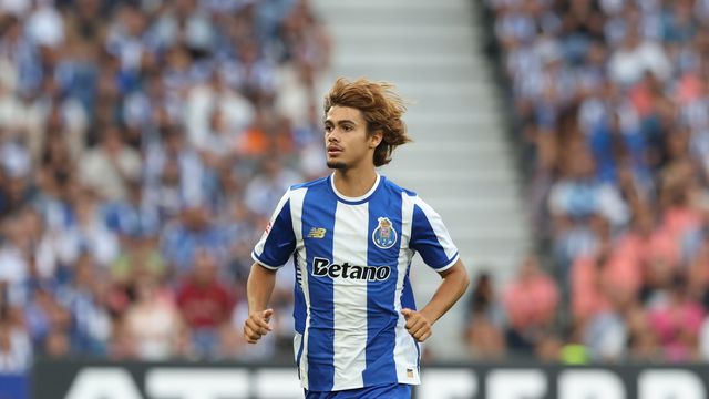 «É muito difícil encaixar Mora no onze do FC Porto»