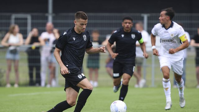 Mercado Sporting: a comparação entre Yeremay e Konstantelias