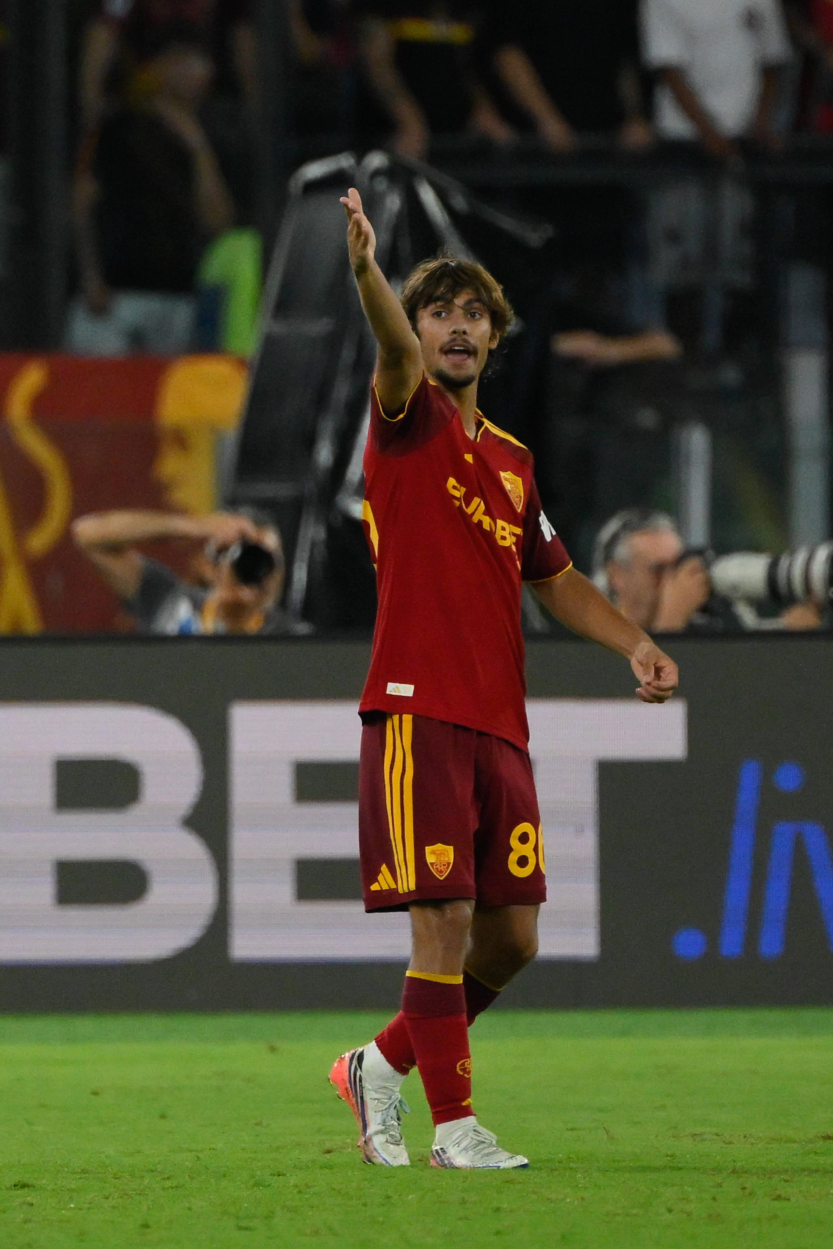 Rodrigo Mora estreou-se a titular pela Roma frente à Fiorentina (4-0) - foto: IMAGO