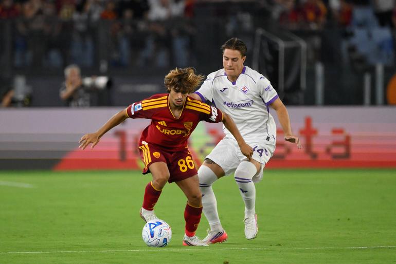 Rodrigo Mora estreou-se a titular pela Roma frente à Fiorentina (4-0) - foto: IMAGO