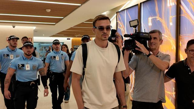Chegada de João Palhinha, médio do Bayern a caminho do Benfica, a Lisboa (foto: A BOLA)