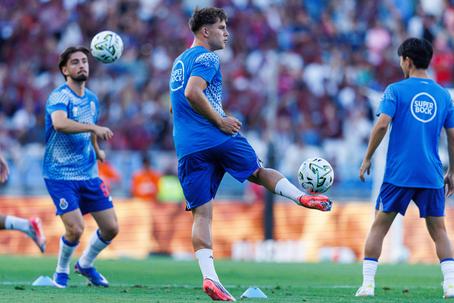 FC Porto: Pietuszewski otimista com regresso e até de olho na seleção