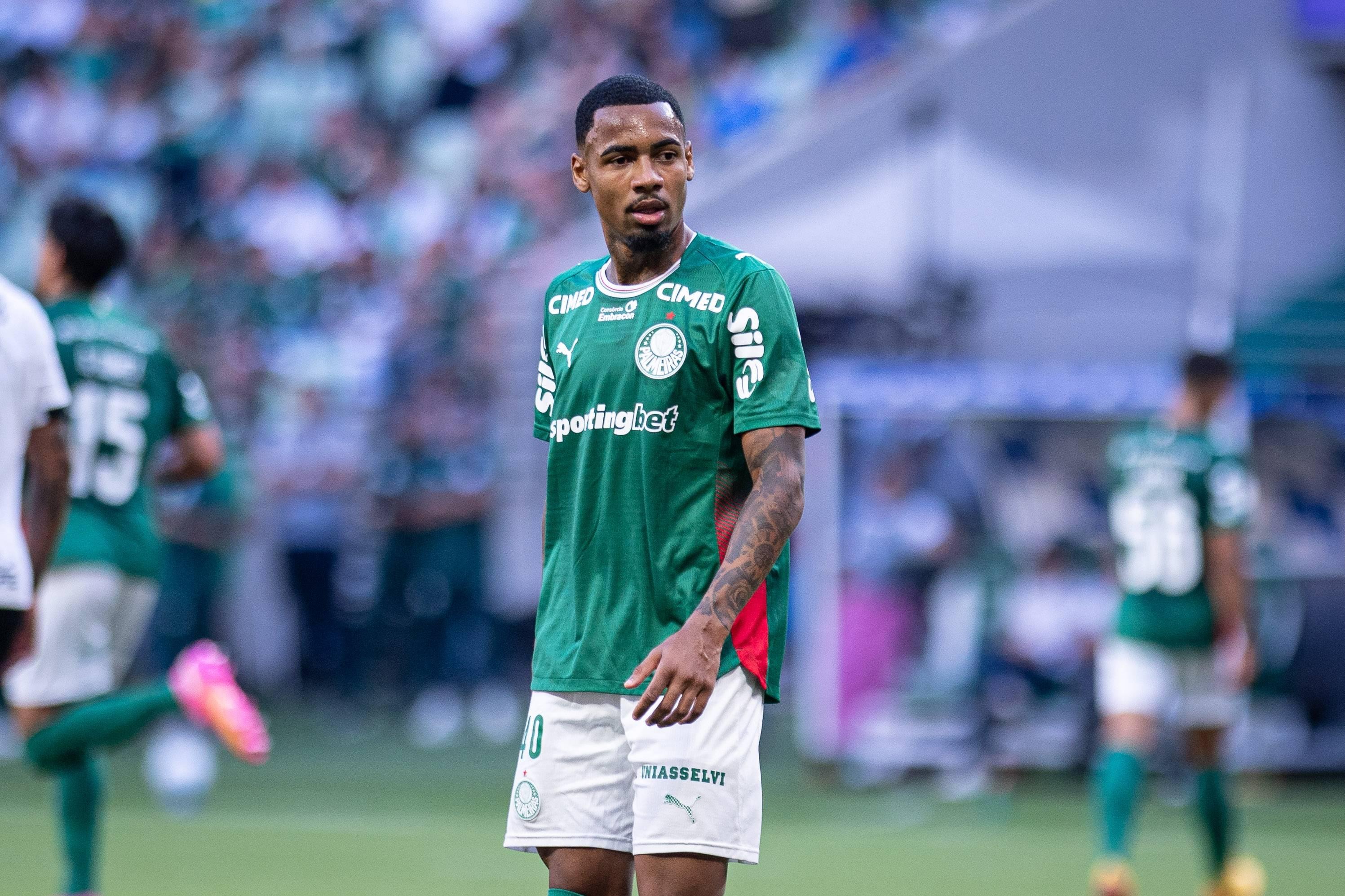 Allan, jovem de 22 anos do Palmeiras, de Abel Ferreira