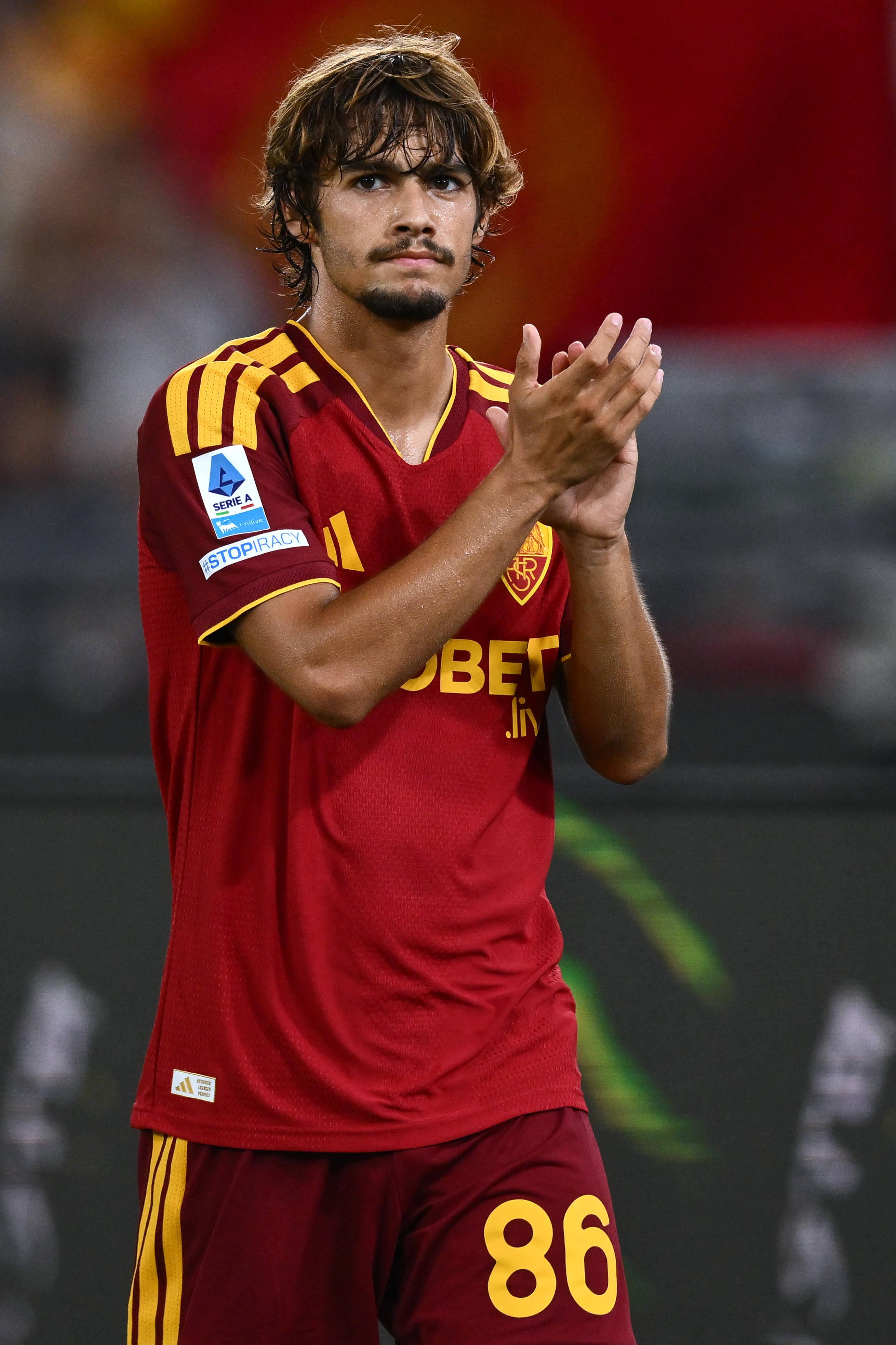 Rodrigo Mora estreou-se a titular pela Roma frente à Fiorentina (4-0) - foto: IMAGO