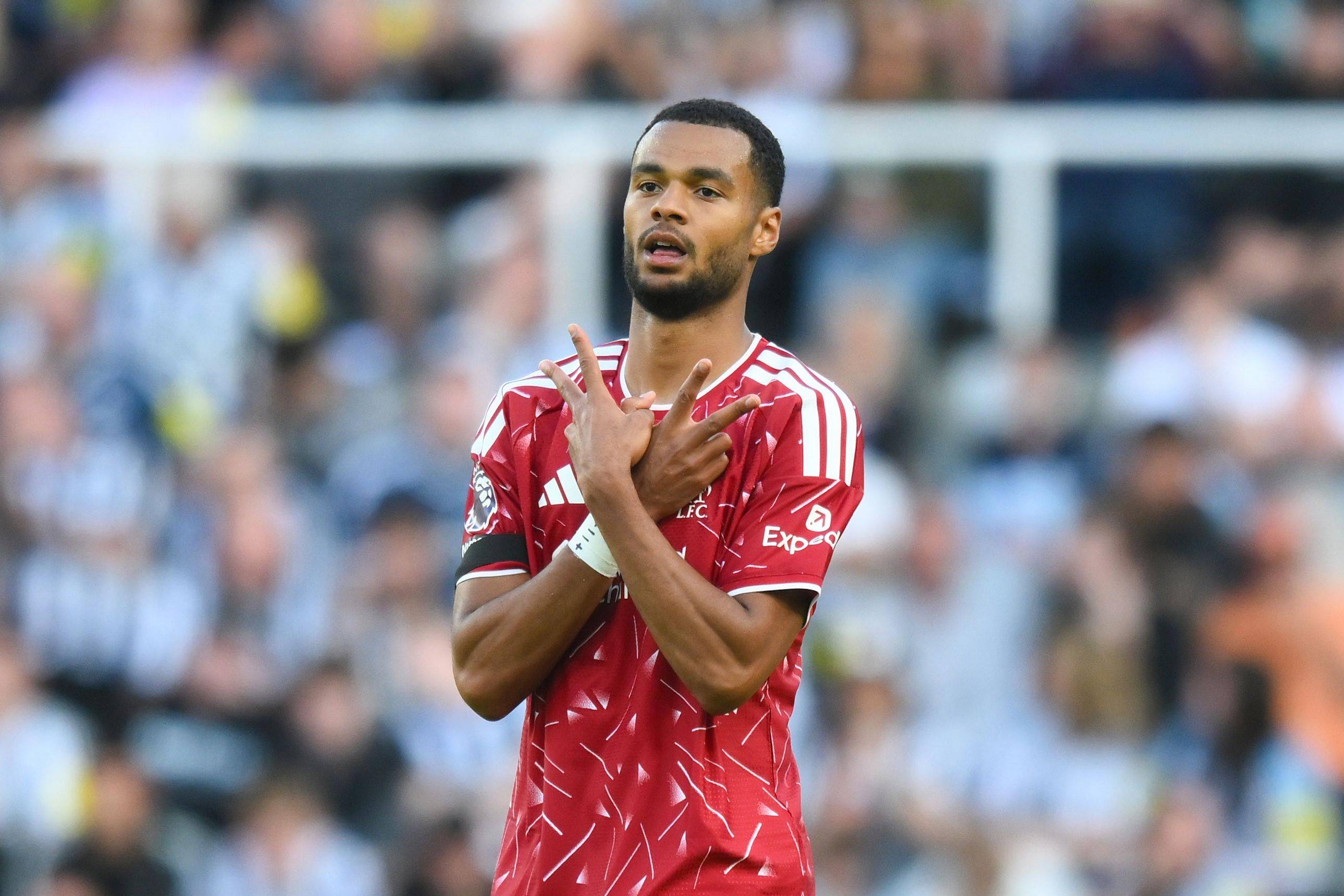 Cody Gakpo marcou um golaço pelo Liverpool no primeiro jogo