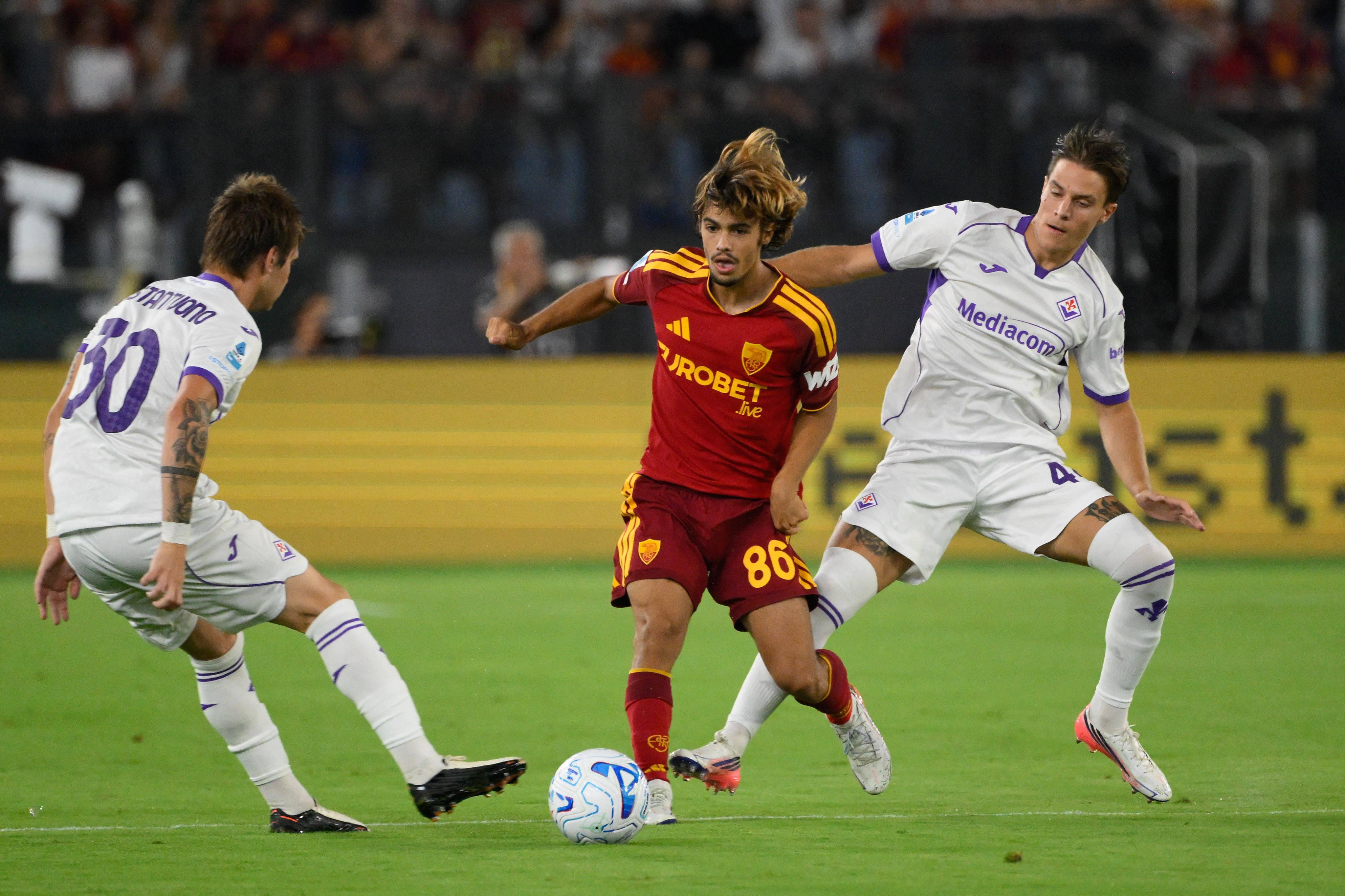 Rodrigo Mora estreou-se a titular pela Roma frente à Fiorentina (4-0) - foto: IMAGO
