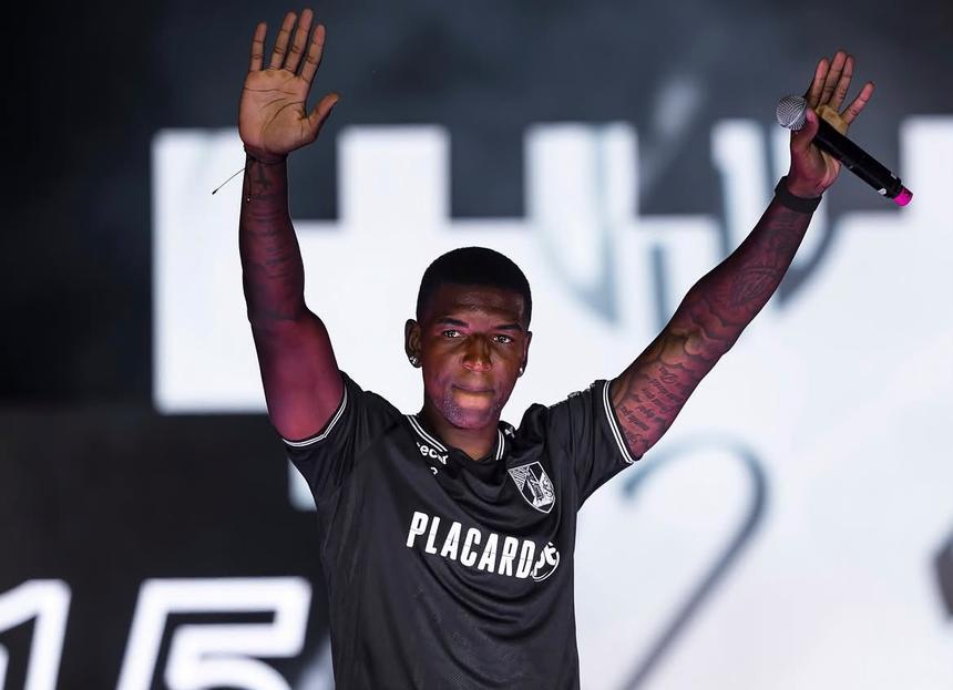 Yeimar Mosquera chegou ao castelo há mais de um mês, mas não podia jogar... até agora - Foto: Vitória de Guimarães