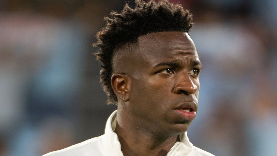 Vinícius Jr. falha o dérbi de Madrid