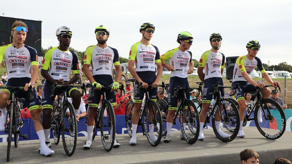 Ciclismo: equipa de Rui Costa com problemas financeiros