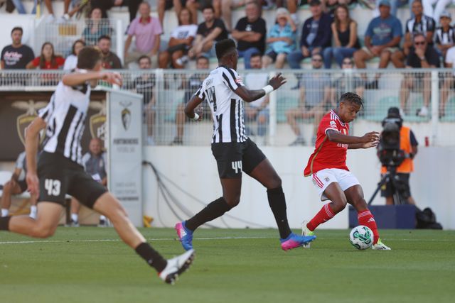 O golo de Neres (vídeo)