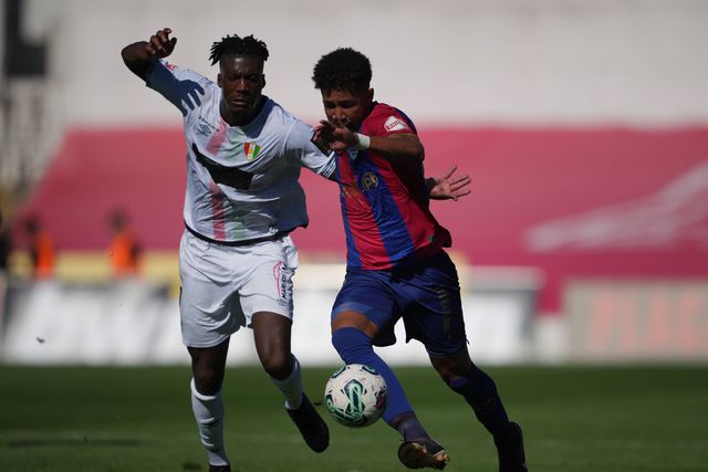 Chaves já deu um (pequeno) passo na busca da felicidade