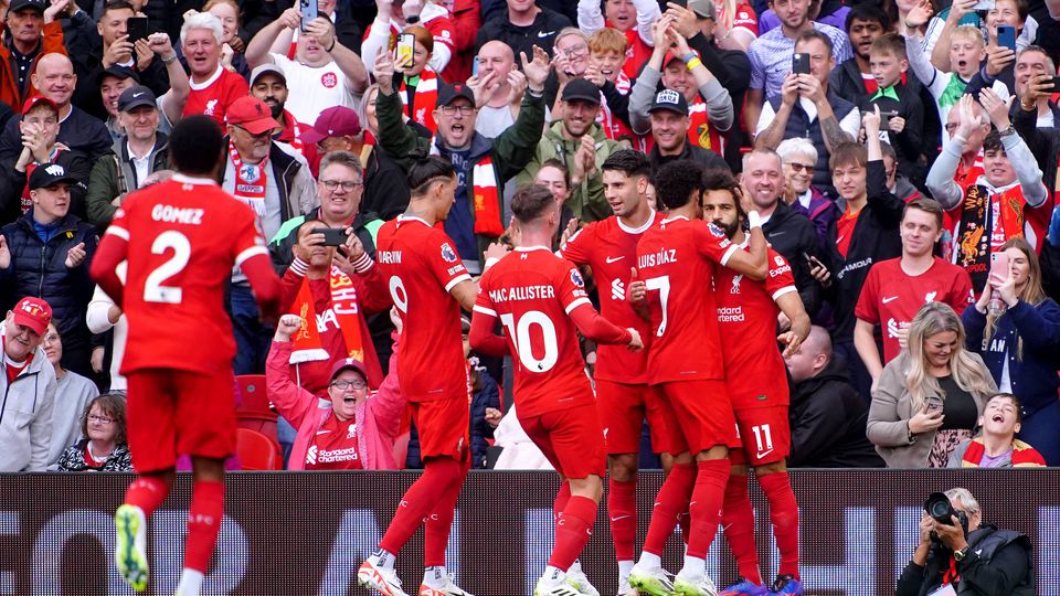Darwin e Diogo Jota marcam na vitória do Liverpool