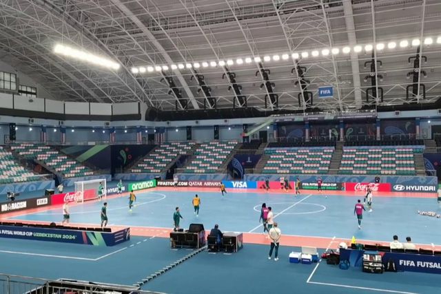 Seleção treina no pavilhão de Andijan a dois dias do Portugal-Cazaquistão