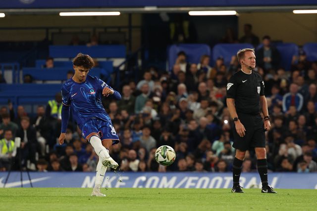 VÍDEO: livre direto de João Félix resulta no terceiro golo do Chelsea