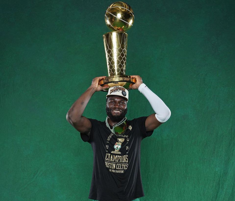 «Quis levar o troféu da NBA a Portugal, mas atrasei-me e ele desapareceu»