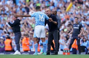 Guardiola ‘chora’ lesão grave de Rodri: «O melhor médio do Mundo é insubstituível»