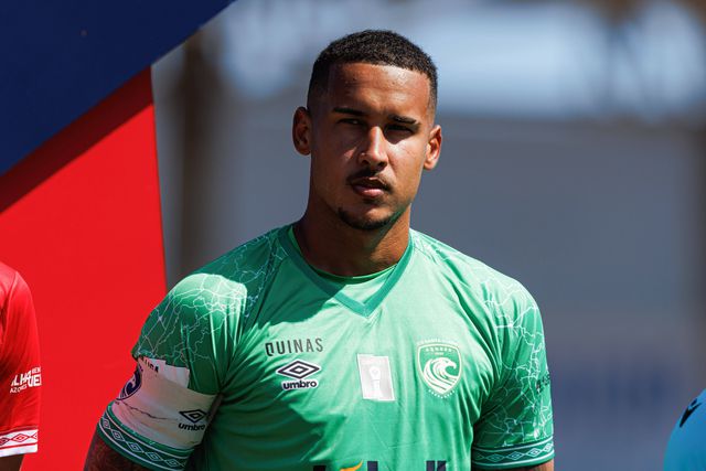 Gabriel Batista, jogador do Santa Clara