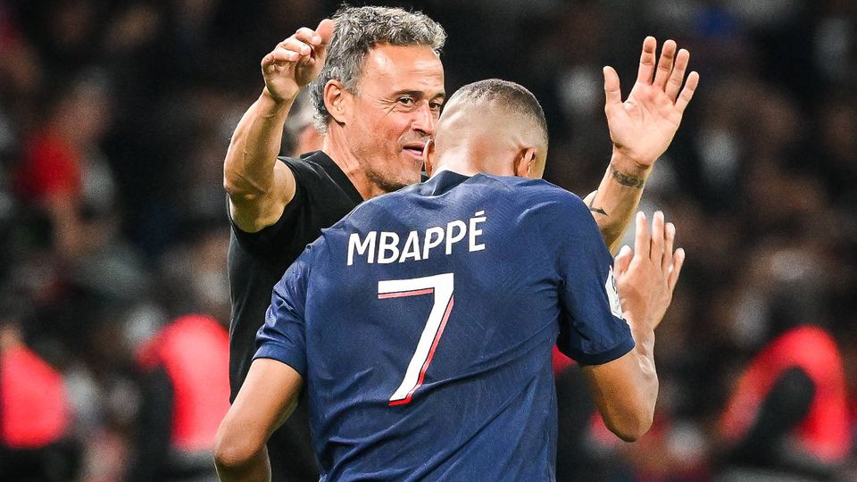 Luís Enrique para Mbappé: «Michael Jordan defendia como um filho da p...»