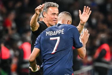 Luís Enrique para Mbappé: «Michael Jordan defendia como um filho da p...»